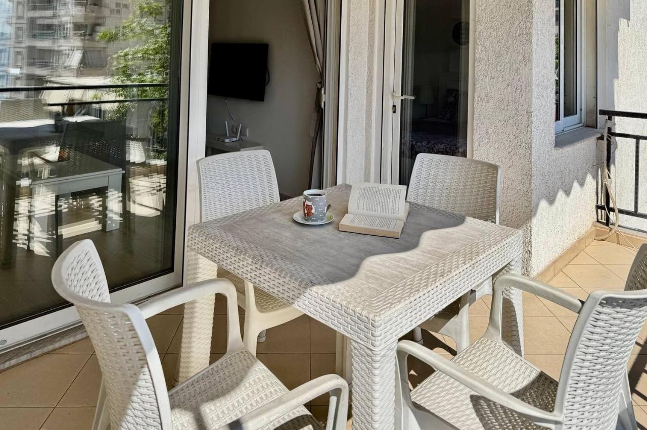 Morina Sea View Apartment Sarandë Exterior foto